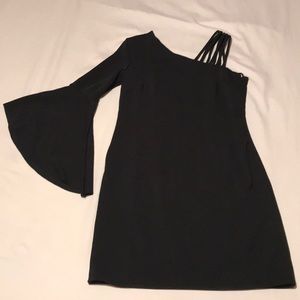 She and sky one shoulder